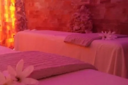 Massage en Couple — Grotte de Sel — Salina Sel Tours