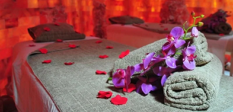 Massage en couple dans la grotte de sel